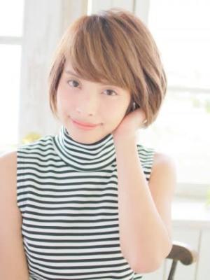 ナチュラルショートヘアー