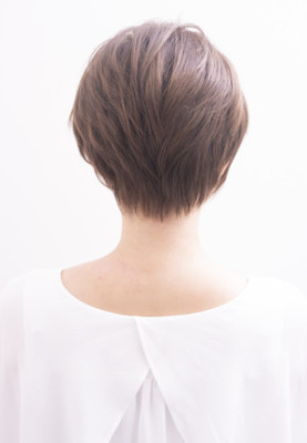 大人かわいいショートスタイル　by鬼頭