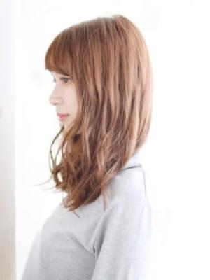 Aラインのミックスカールスタイル
