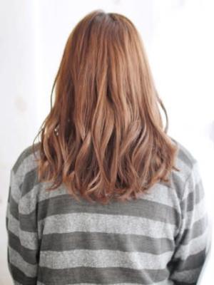 Aラインのミックスカールスタイル