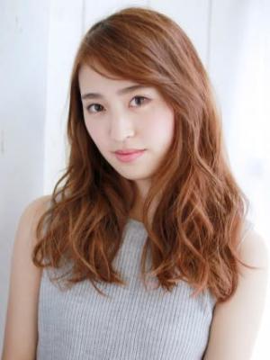 Aラインロングヘアースタイル