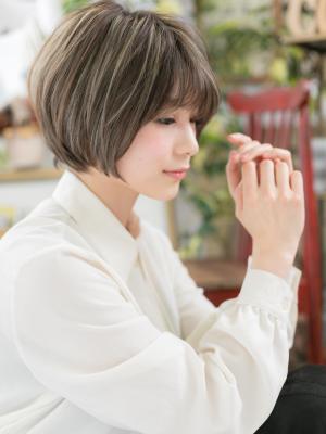 外国人風カラー☆ナチュラルツヤツヤストレート　スマートボブ