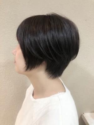 ショートボブ