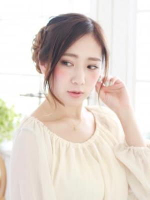 ゆるふわアップスタイル