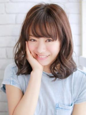 小顔効果が抜群のヘアースタイル