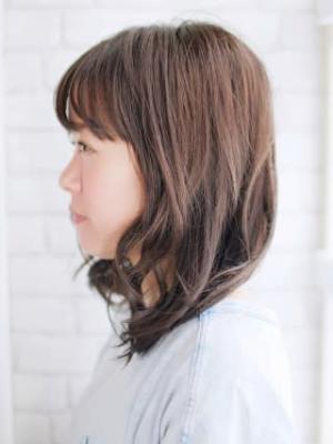 小顔効果が抜群のヘアースタイル