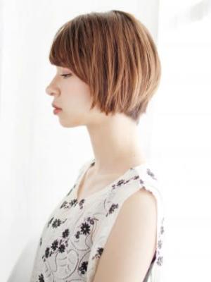 おろし流しのナチュラルボブスタイル