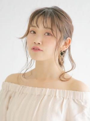 大人可愛いルーズアップスタイル 大人可愛いルーズアップスタイルのイメージ画像