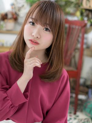 レッドブラウン×斜めバングナチュラルストレート　モテロング