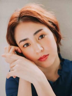 前髪なし大人ショート