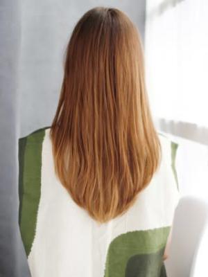 ナチュラル内巻きストレートスタイル