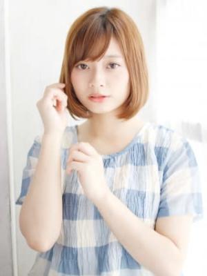 ハイトーンボブのワンカールスタイル