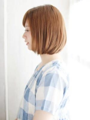 ハイトーンボブのワンカールスタイル