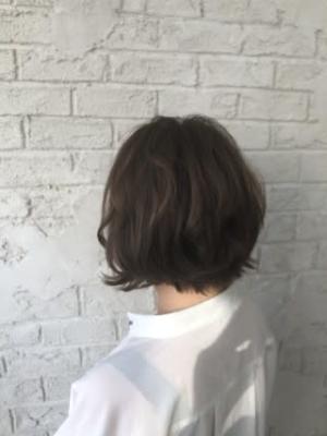 大人ボブ_前下がりショート_インナーカラー【池袋】