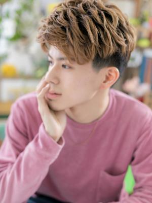 男らしさUP！刈り上げ×ワイルドアップバング エッジショート