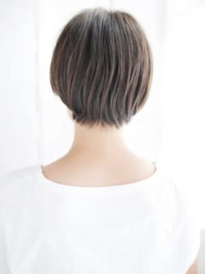 襟足スッキリかきあげショート