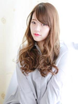 大人可愛いボリュームミックスカール