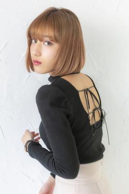 ボブミルクティベージュパーマ大人かわいい伸ばしかけセミディ