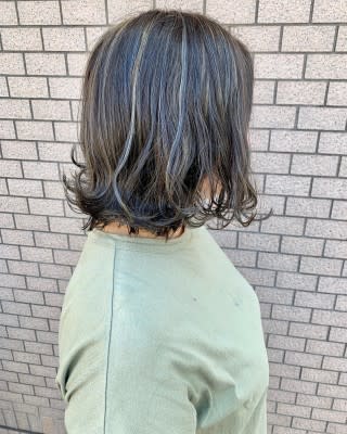 Lia&汐見悠佑 暗髪ハイライト