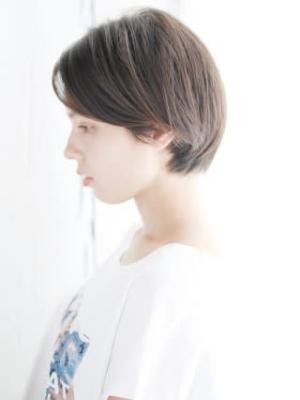 襟足スッキリかきあげショート