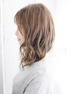 セミウエットのゆるミックスカール