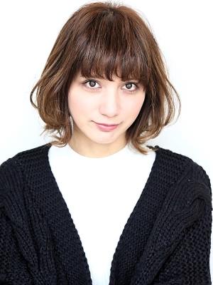 自由自在なミディアムヘア