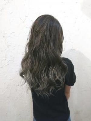 【flor 戸塚】*３Dカラーハイライト+グレージュ*