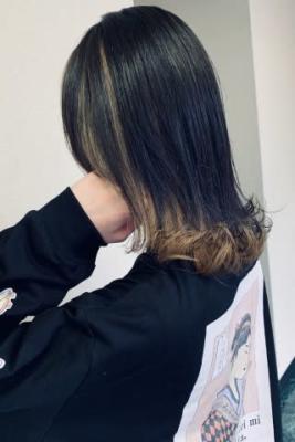 外ハネミディアムボブ