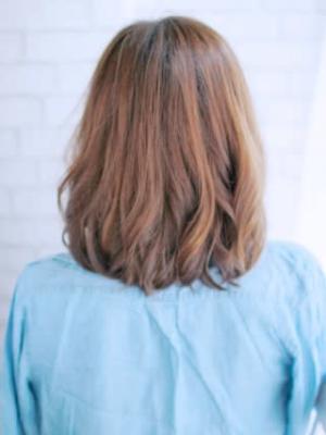 肩ラインのミックスカールボブスタイル