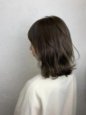 グレージュ　イルミナカラースターダスト　タンバルモリ池袋