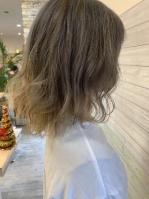 ミルキーアッシュ