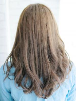 ミックスカールのボリュームスタイル