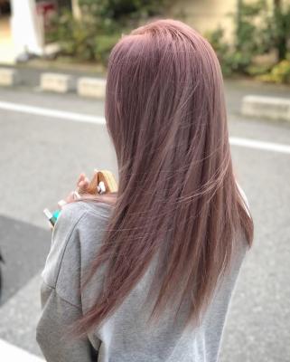 冬も大人気スモーキーピンク