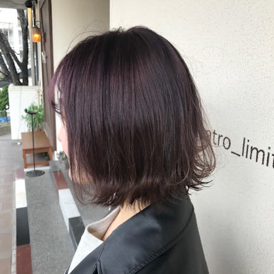 切りっぱなしカット、くすみピンクカラー