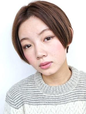 シャープなショートボブ