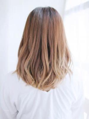 ミックスカールのミディアムスタイル