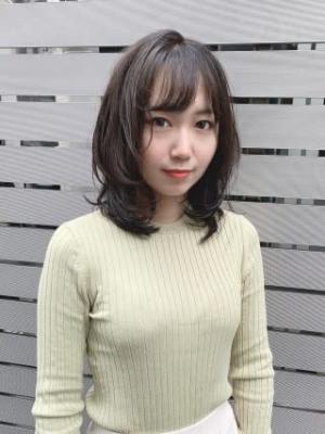フェミニンミディアム