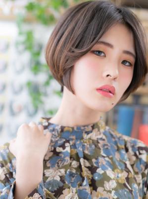 王道！センターパートひし形ショート大人ボブ　小顔