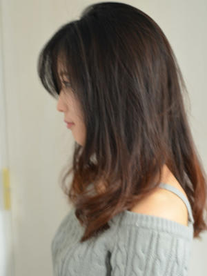 美髪フェミニンカール