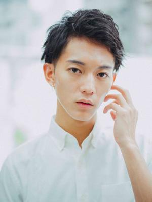 かりあげないアップバングスタイル
