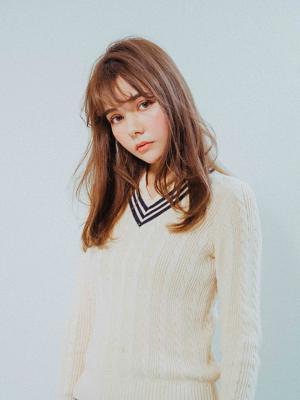 抜け感たっぷりフォギーベージュ
