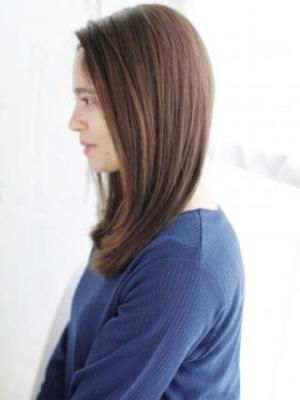 かきあげバングのナチュラルストレート