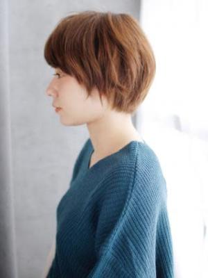 ナチュラルショートボブスタイル