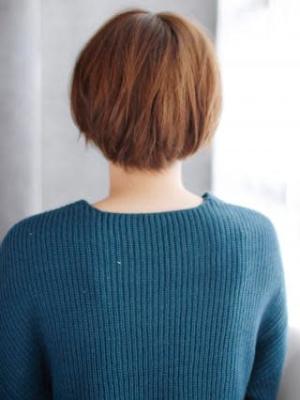 ナチュラルショートボブスタイル