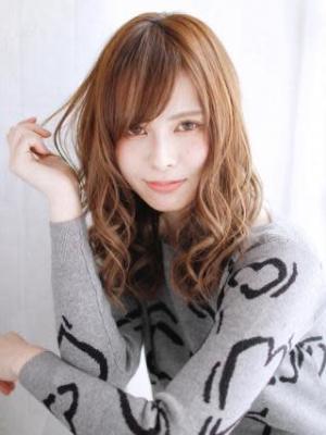 長め下ろしバングのミックスカール