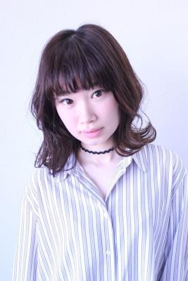 【soy-kufu】動きのある外ハネレイヤースタイル 【soy-kufu】動きのある外ハネレイヤースタイルのイメージ画像