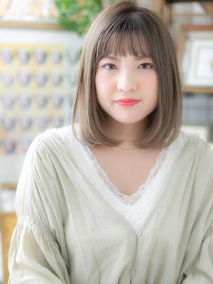 シースルーバング×グラデーションカラーツヤボブ　セミディ