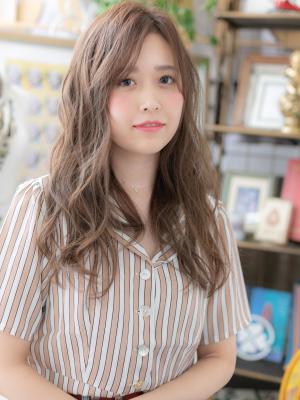 大人かわいい＊アシンメトリーラフウェーブ　斜めバング