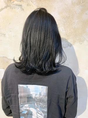 【flor 戸塚】*外ハネミディ+ネイビーブラック*