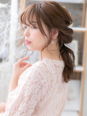 おくれ毛が大人かわいい♪小顔ヘアアレンジ　カール
